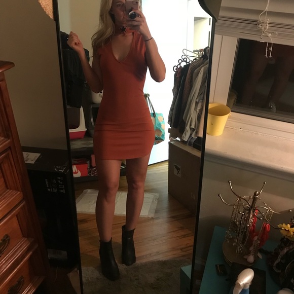 Sexy orange dress - Picture 4 of 5
